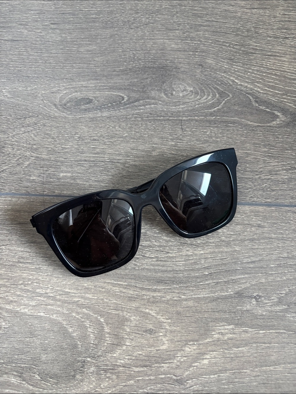DIFF Eyewear Bella Polarized Sunglasses